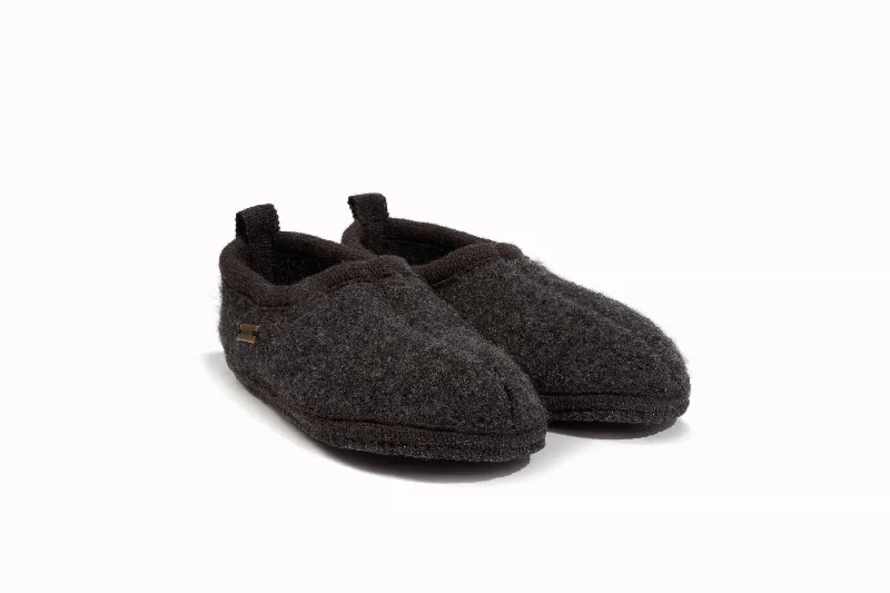 Haflinger Freddie Lightweight Tennis Sneaker Look  