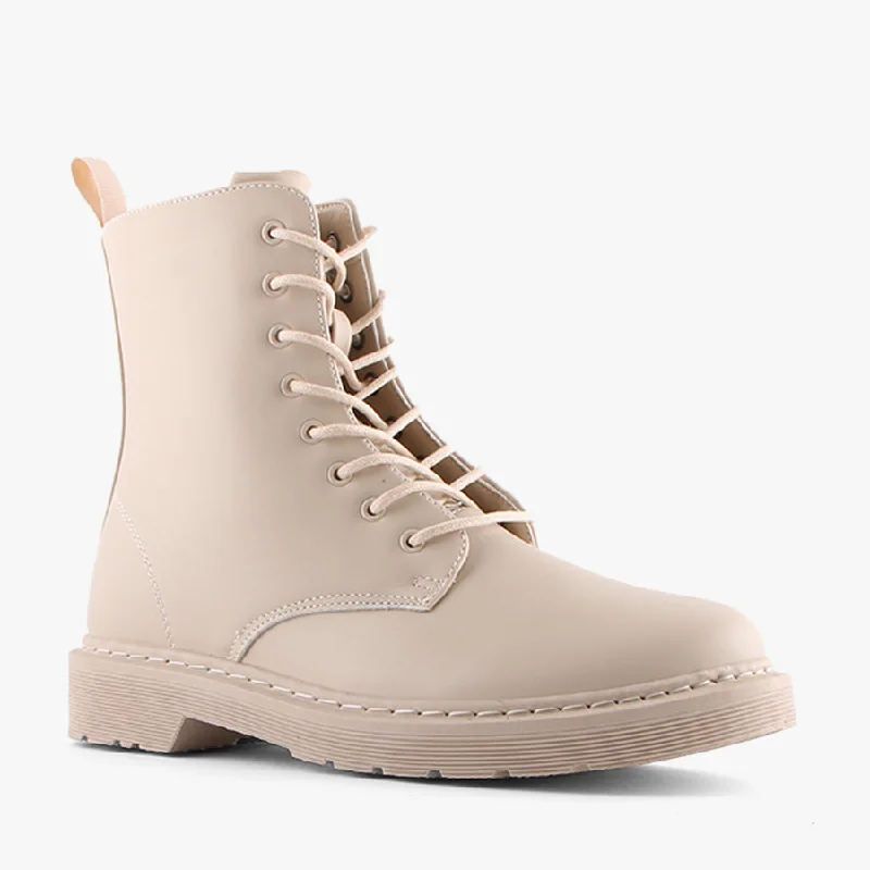 ROOKIE VANILLA Bespoke Shoe Aesthetic 